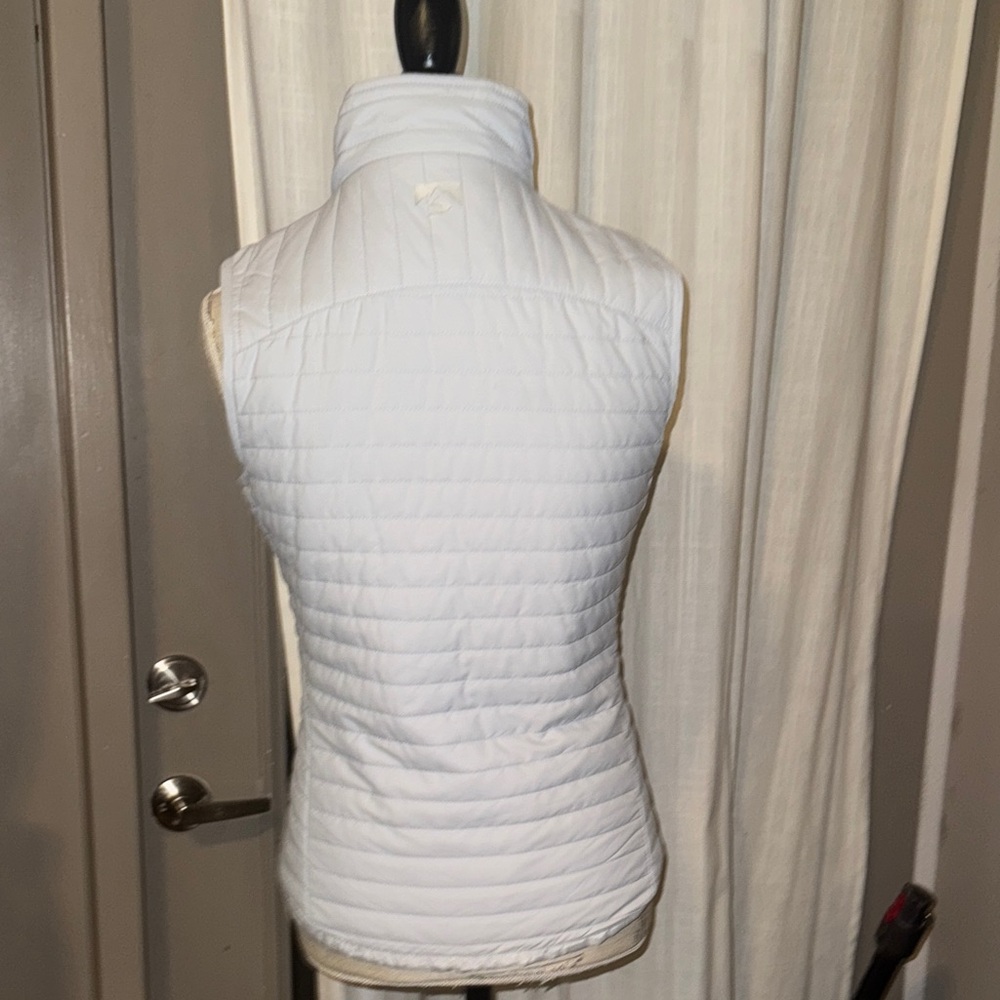Storm Creek Women's Light Gray White Quilted Keystone Vest 4 zipper pocket Small - Picture 6 of 13